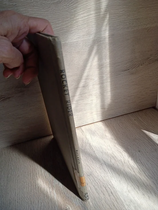 Vintage children's book: Rocket Rider, by Evelyn MacLaren (1954) Hard Cover Book - Picture 13 of 15